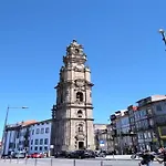 Stylish Escape With Essential Comforts Apartman Porto