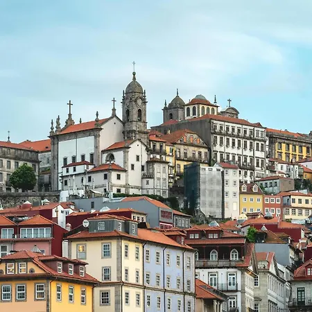 Daire Stylish Escape With Essential Comforts Porto